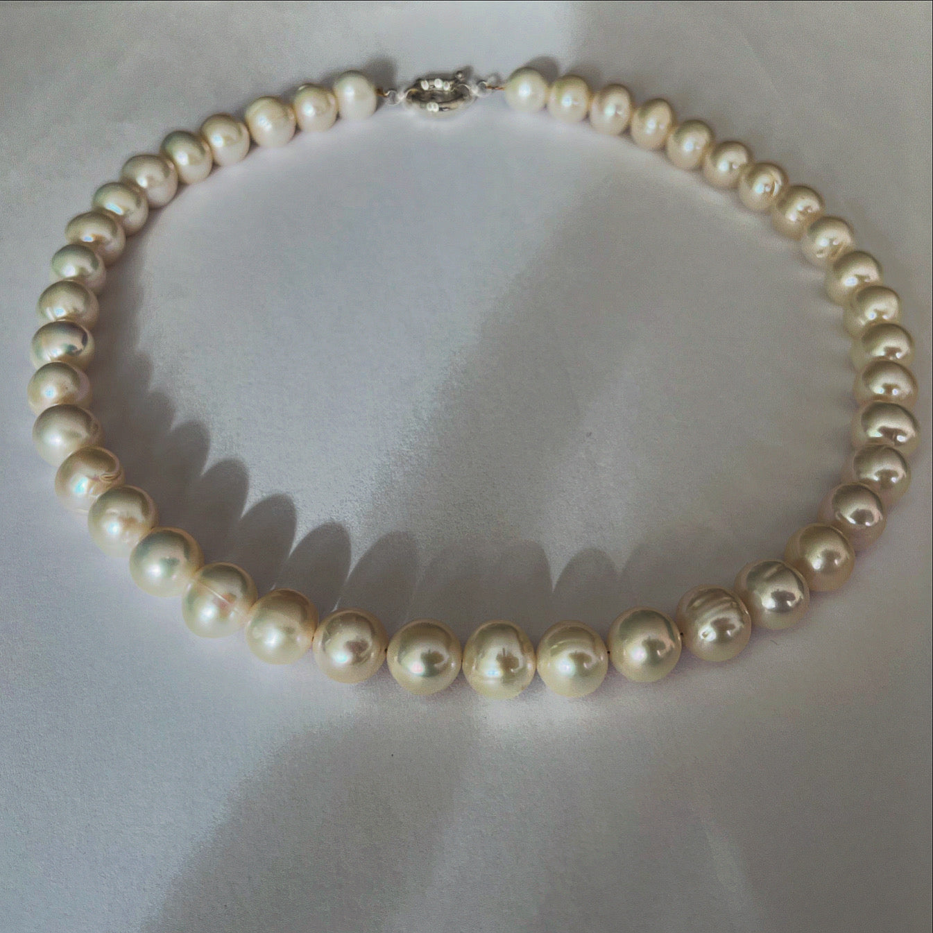 Natural pearl