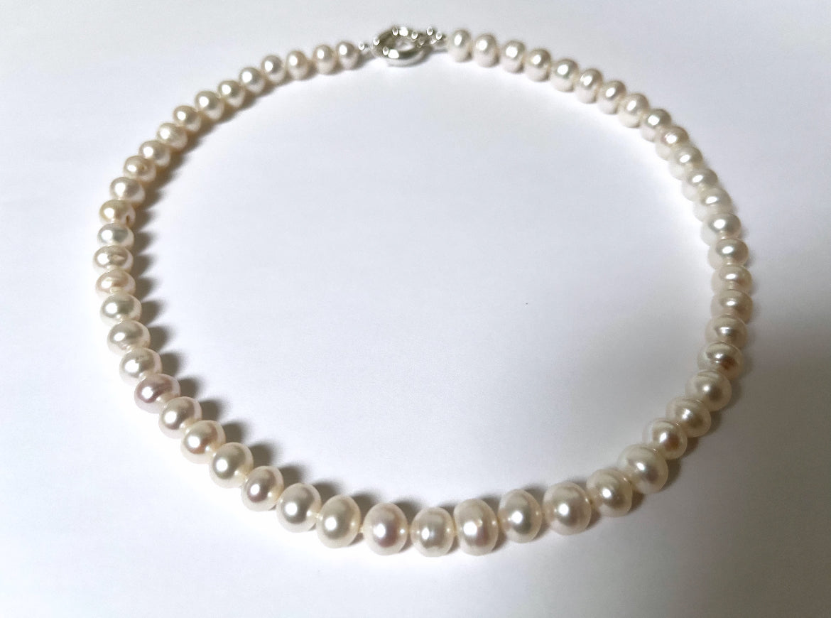 White pearl necklace