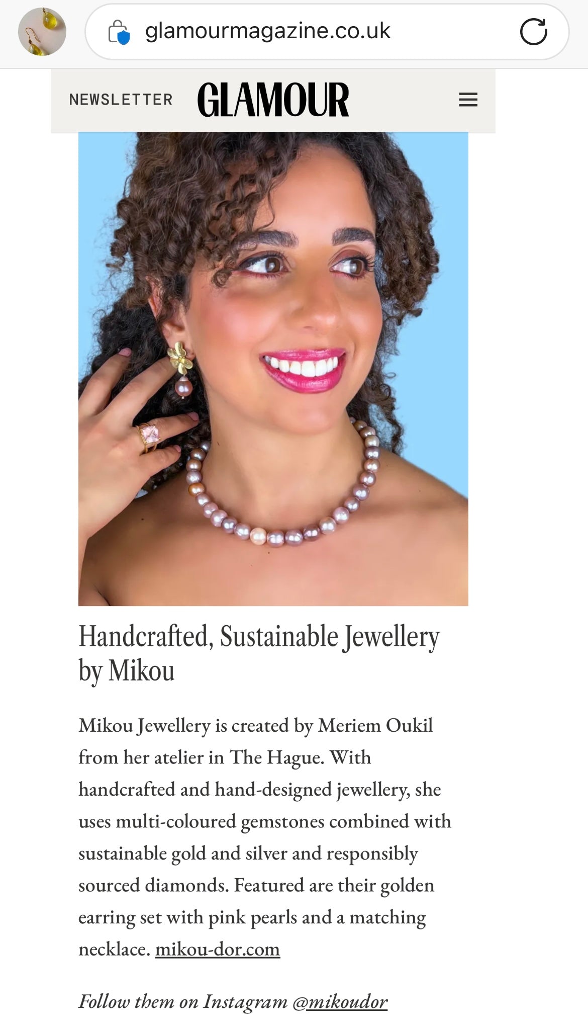 Pink pearl necklace