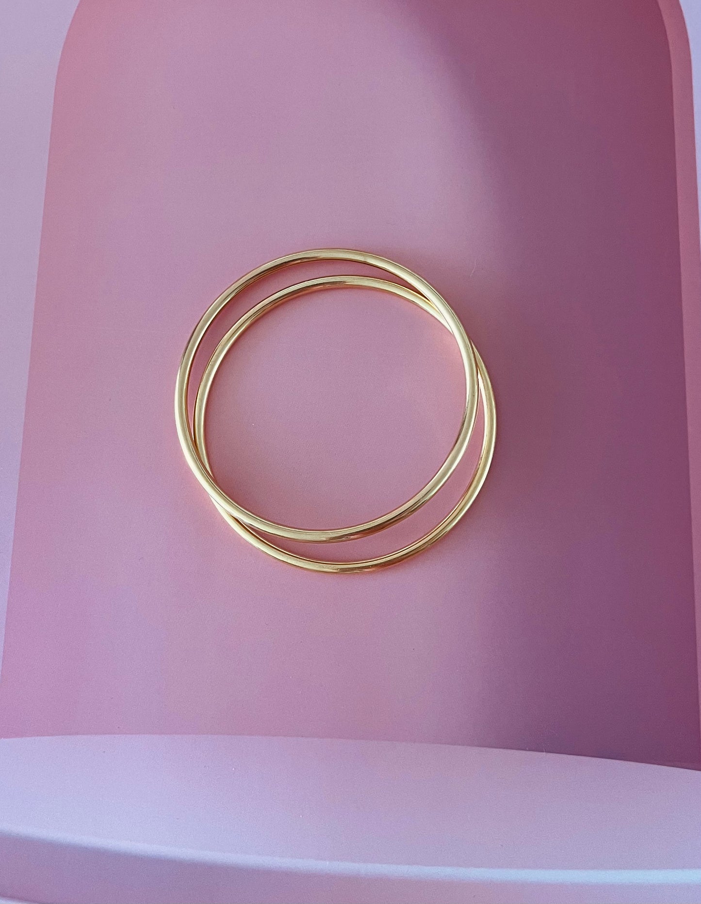 Hoop bracellet