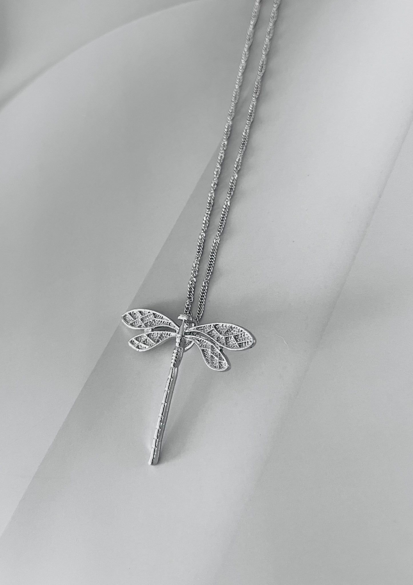 Dragonfly pendant silver
