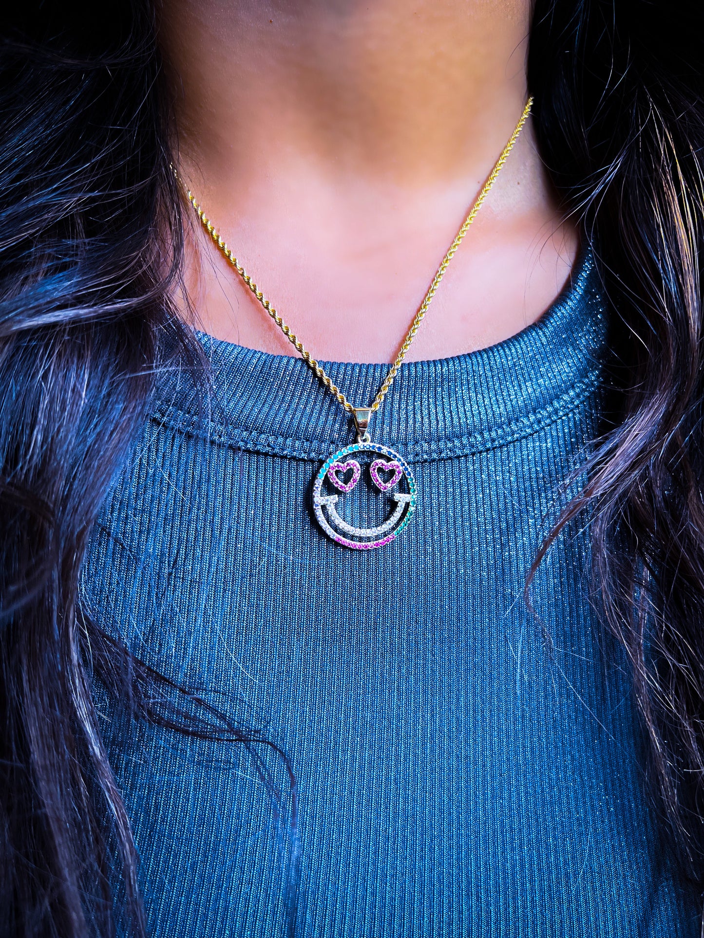 Happy pendant