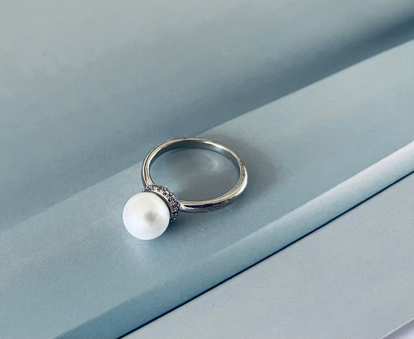 Pearl ring