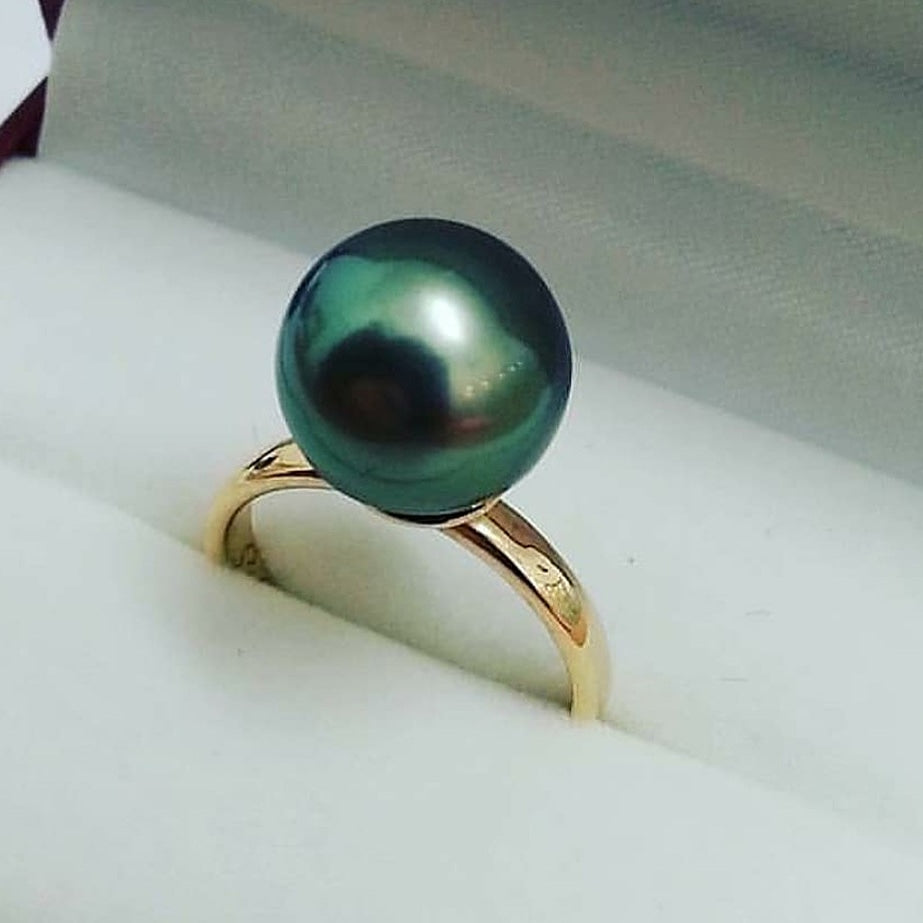 Tahiti pearl ring