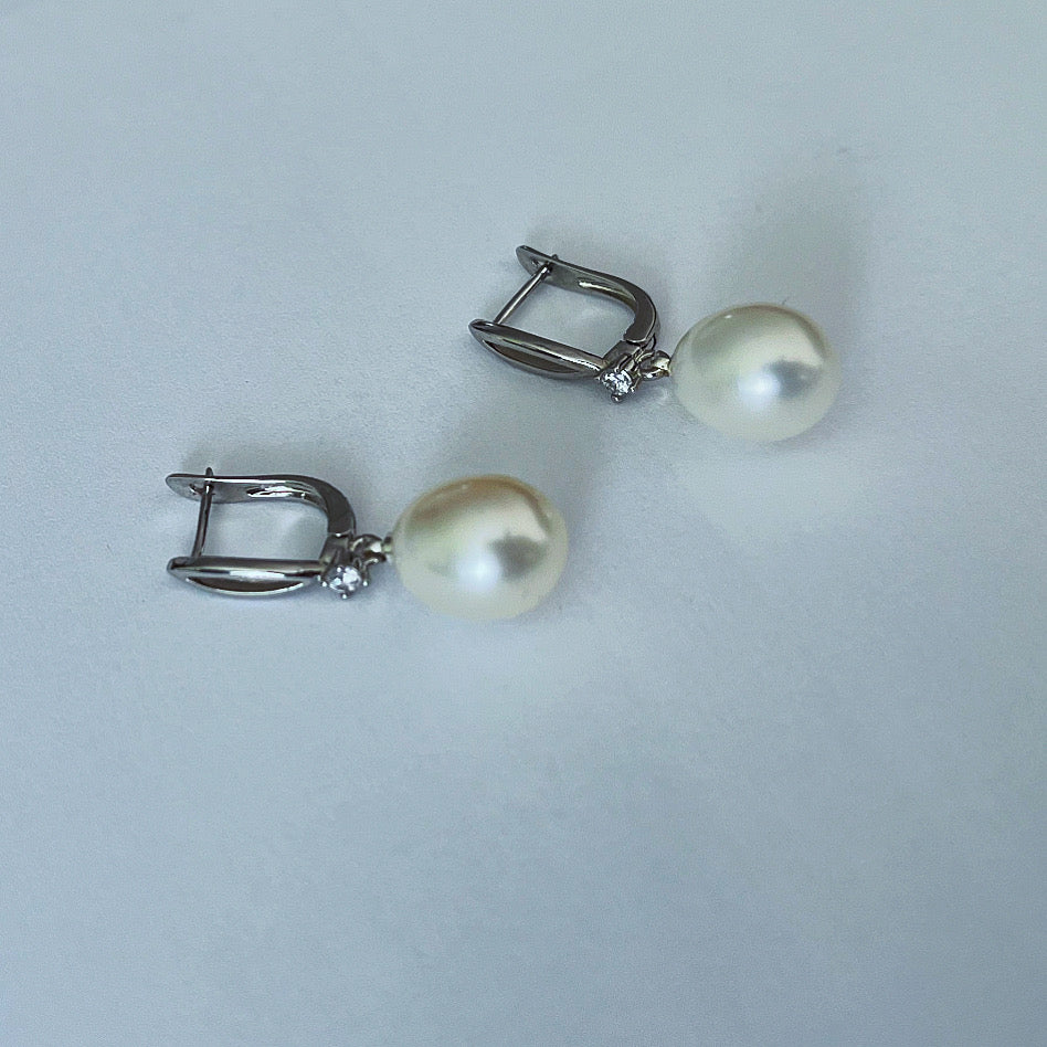 White pearl earrings