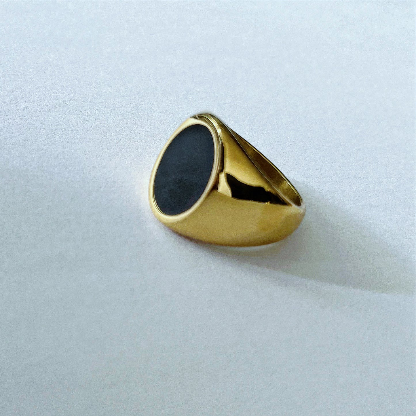 Men’s ring gold