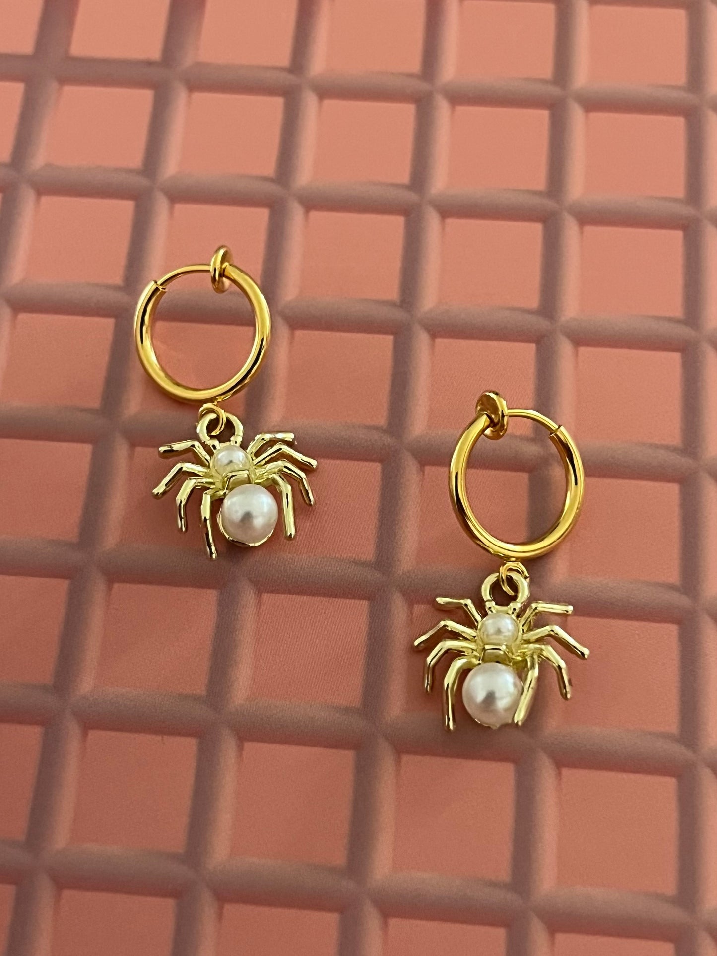 Spider earrings
