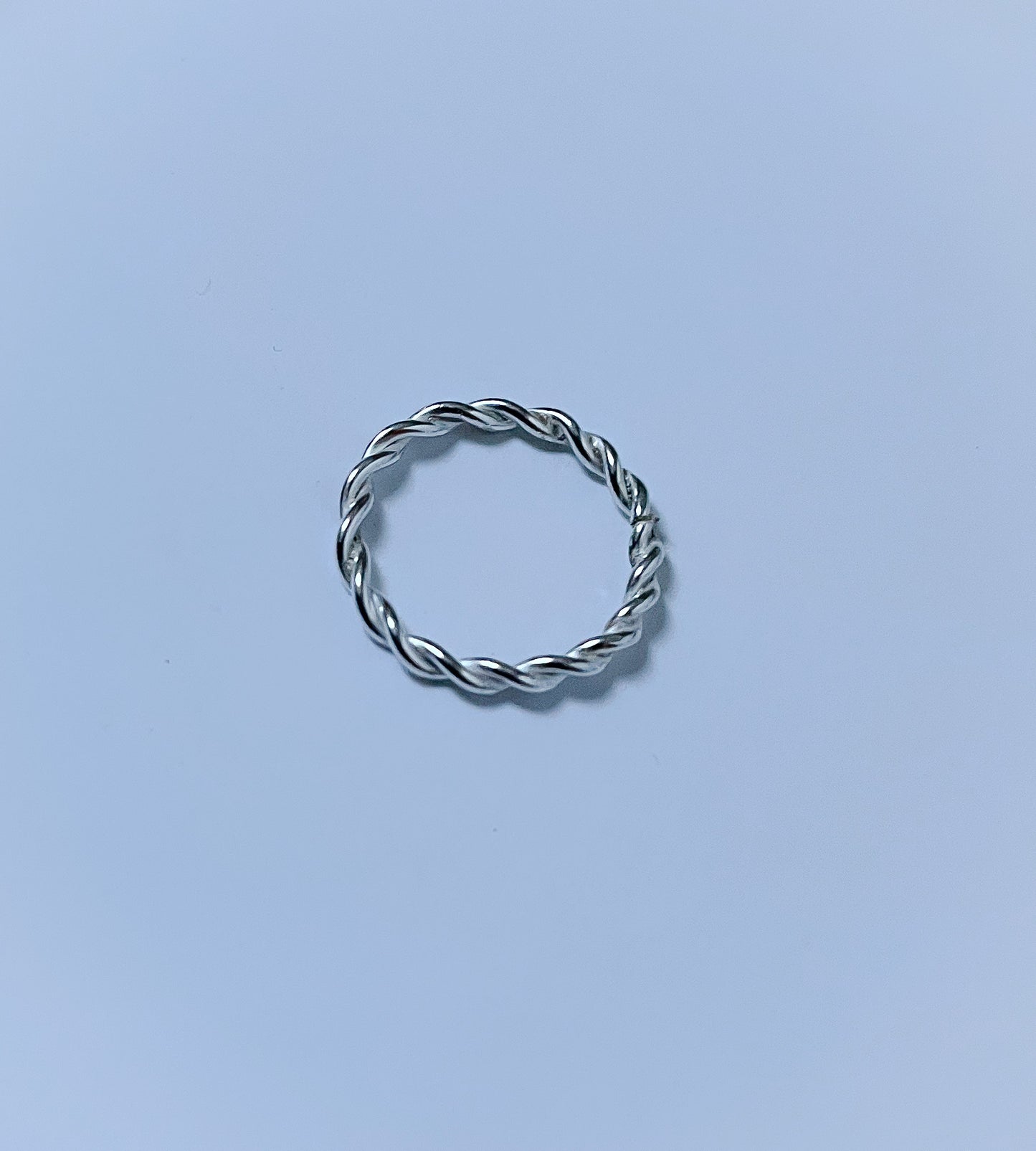 Twisted ring